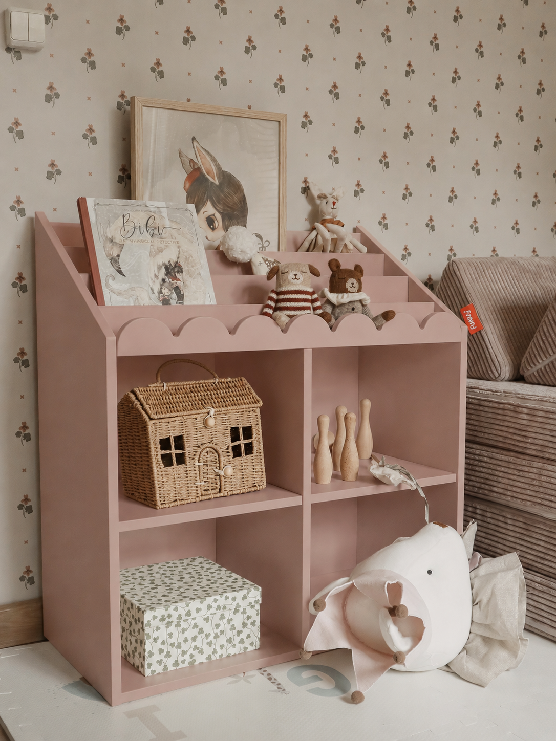 Regał Montessori Book Nook vintage rose– regał dziecięcy na książki i zabawki
