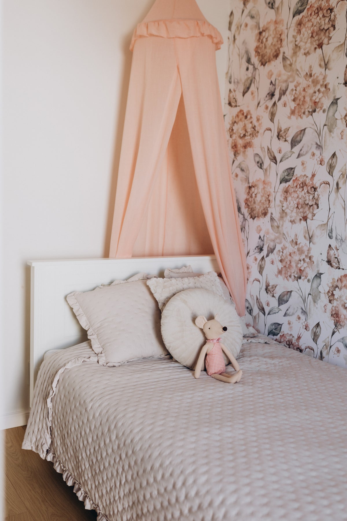 Ines elegantes weißes Bett 120x200