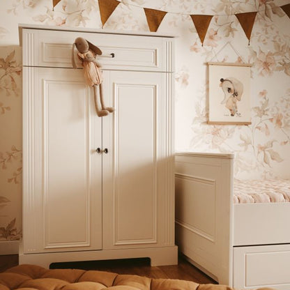Ines elegant white wysoka komoda 2-drzwiowa