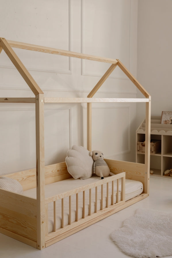 Wood Nest – vorderer Rausfallschutz für das Bett 90 × 200