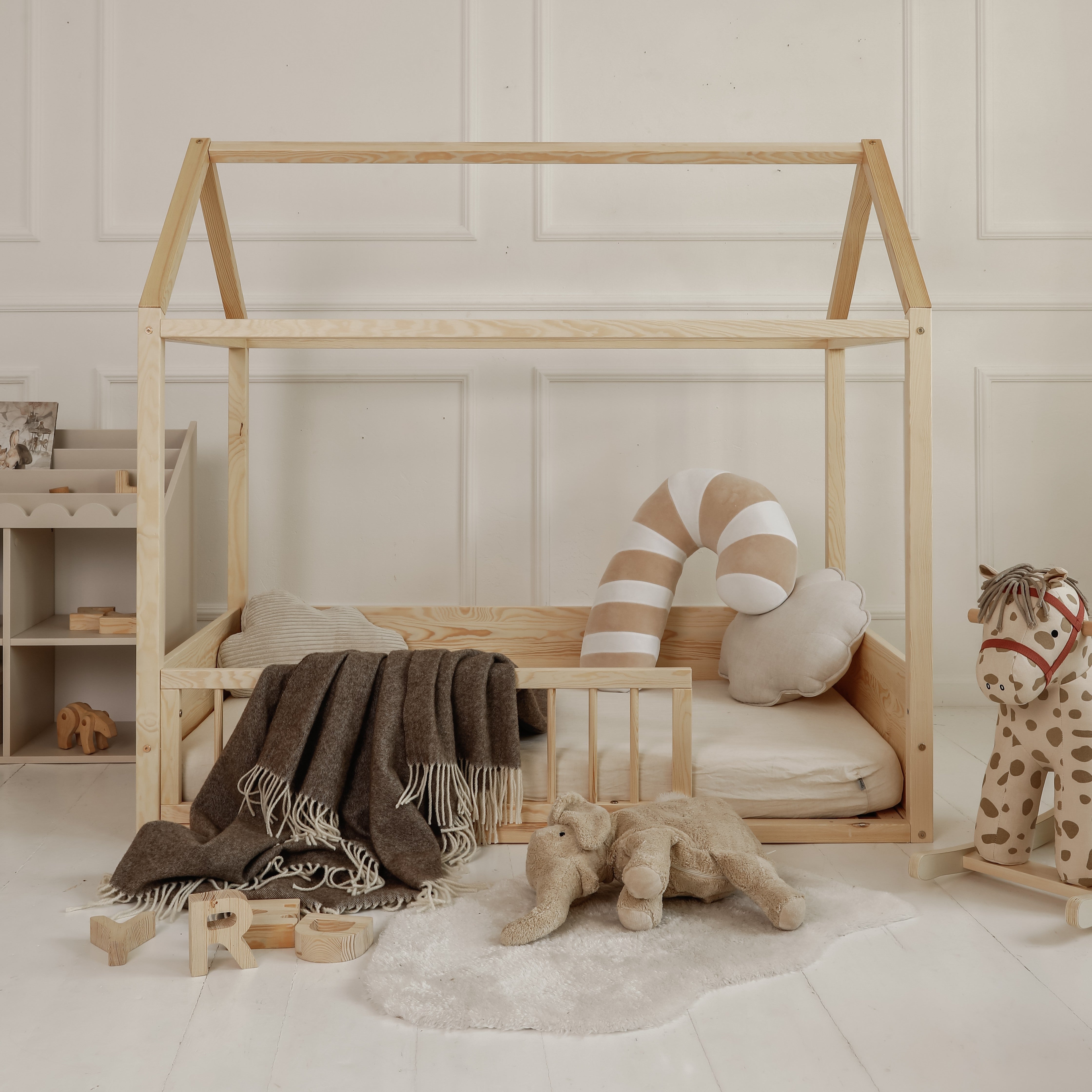 Wood Nest – Montessori-Hausbett 70 × 140 cm