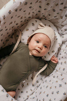  Set: Meeko Moses Korb mit Matratze + Ständer + Vintage Textilien 