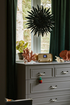 Ines neutral gray 4-drawer chest