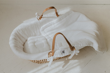 Textiles to the Moses basket Snow