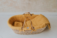 Textiles to the Moses basket Honey