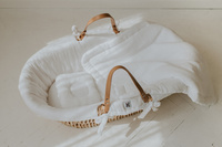 Textiles to the Moses basket Snow