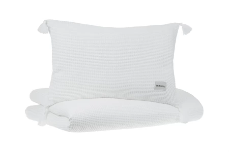 Cushion and bedspread set snow