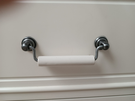 Porcelain handle