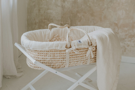 Set: Moses Basket Meeko with mattress+stand+textiles Milk +Cotton rice weave child's blanket