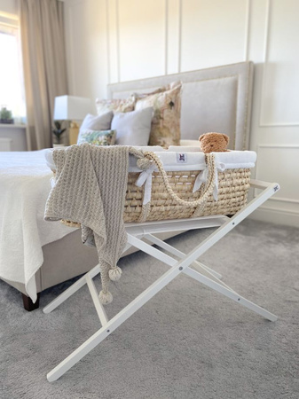 Textiles to the Moses basket Snow