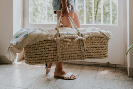 Set: Moses Basket Meeko with mattress+stand+textiles Milk + Cotton rice weave child's blanket