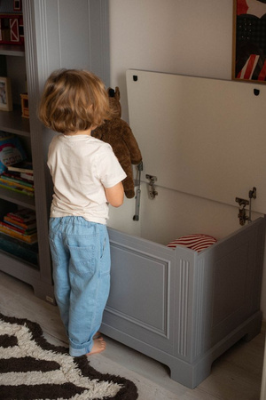 Ines neutral gray skrzynia na zabawki