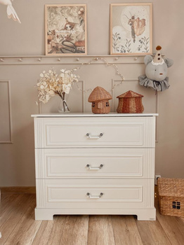 Ines elegant white 3-drawer chest