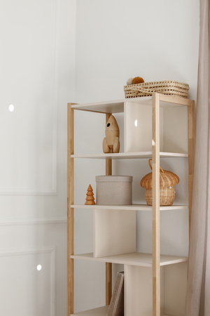 Versa Tall Regal – modernes hohes Regal für Kinder- und Jugendzimmer