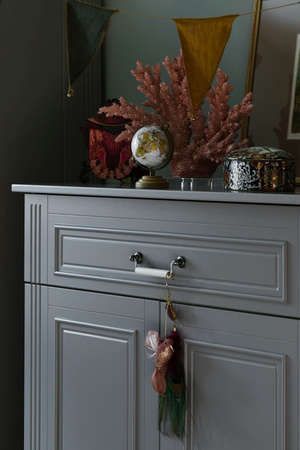 Ines neutral gray 2-door chest